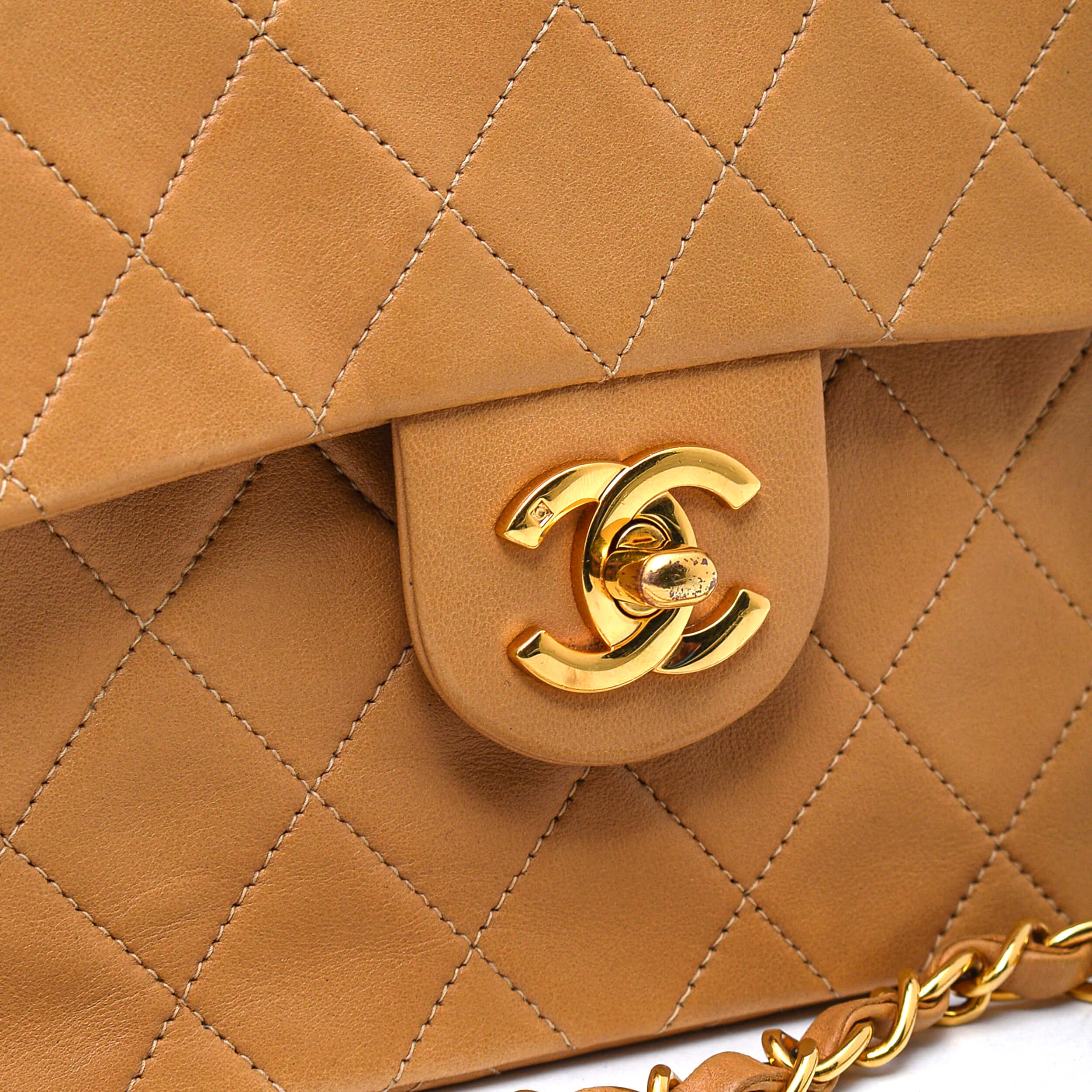 Chanel - Beige Quilted Lambskin Leather Square Vintage Flap Bag